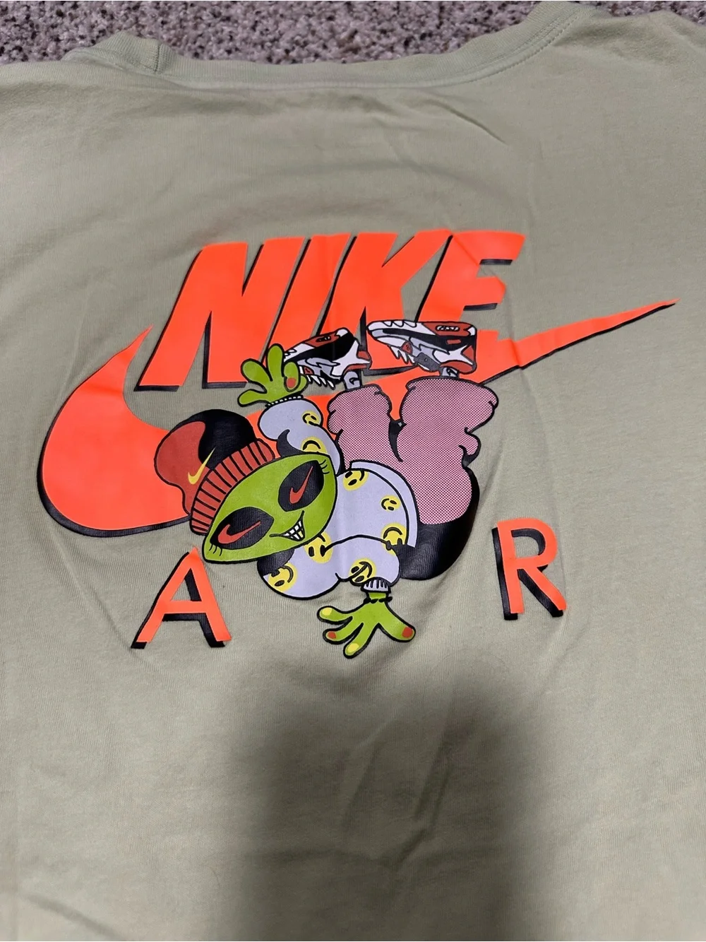Nike Royal Blue Tee & Light Green Nike Graphic Tee -2 Pack - Picture 10 of 10